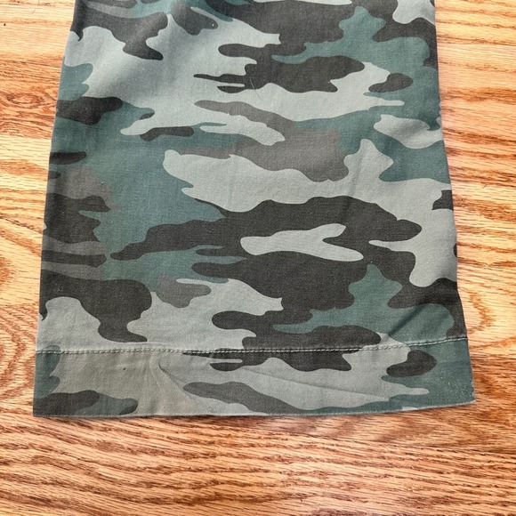 Universal‎ Thread Women's Cargo Pants Camouflage Utility Green Size 10 NWT - Picture 9 of 11